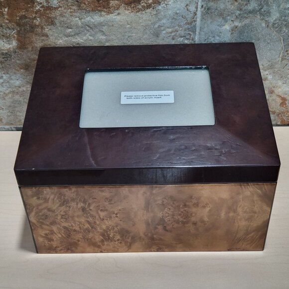 Lacquered Burl Walnut Veneer High Gloss Finish Memorial Keepsake Box - Picture 15 of 16